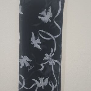 🖤 NINA RICCI PARIS SILK SCARF 🖤